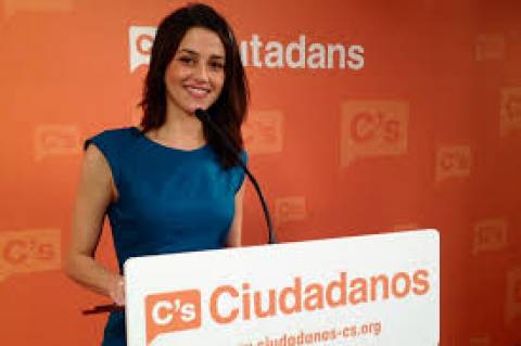 Alle elezioni di dicembre in Catalogna ha vinto In&eacute;s Arrimadas, leader del partito "Ciudadanos"
