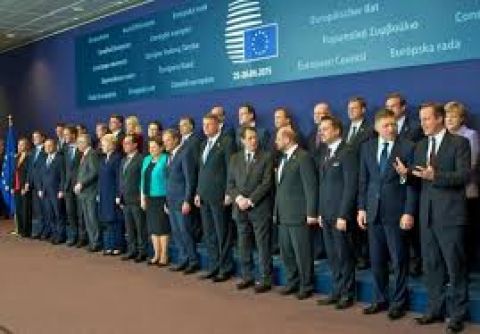 Migranti: nessuna politica europea