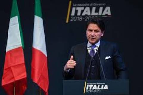 Dietro la patina del "rinnovamento"