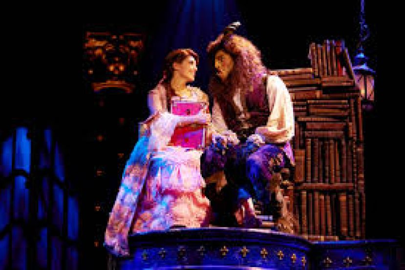 "la bella e la bestia" nella rassegna "Ultima fermata: teatro"