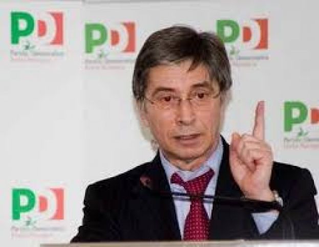 Renzi sceglie Errani in base a criteri correntizzi per l'incarico di commissario per le zone terremotate